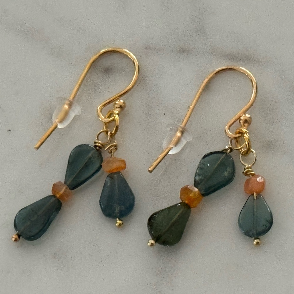 Elegant Gold, Tourmaline and amber Dangle Earrings